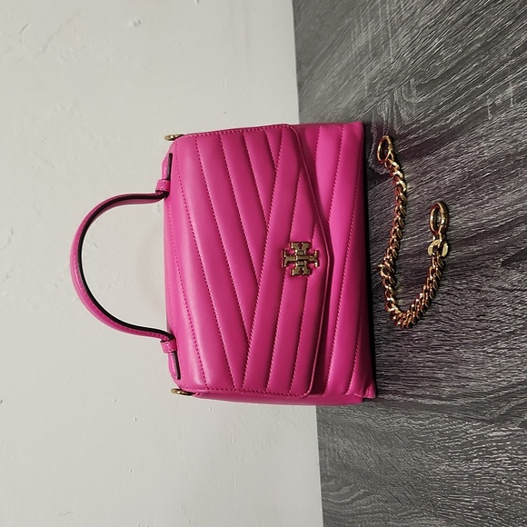 Tory Burch Handbags - Tory burch bag crossbody kira chevron